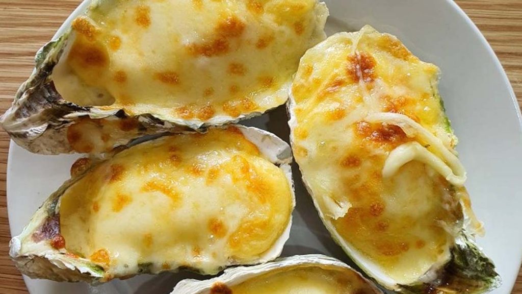 Hàu sữa chiên trứng